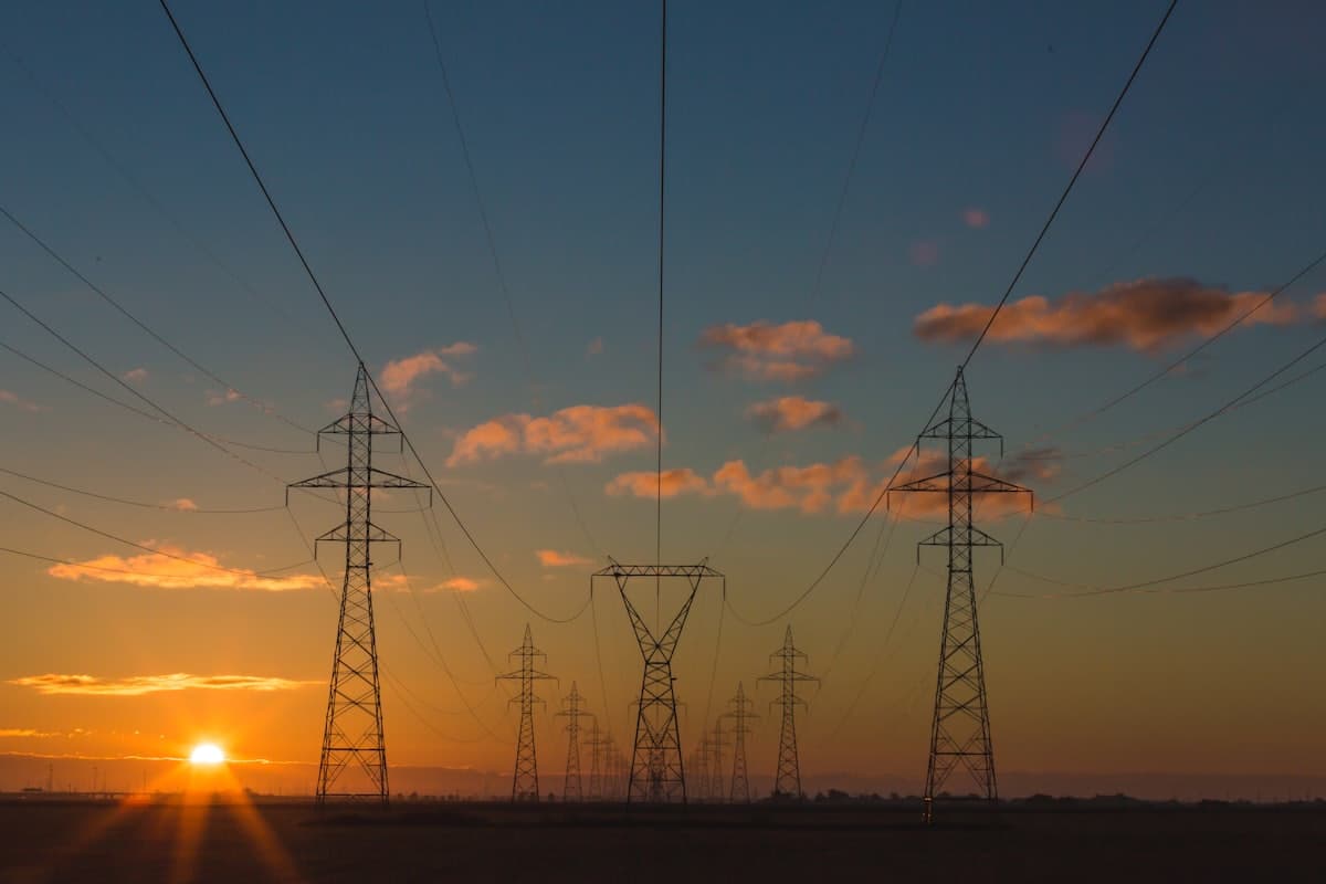 Handling utility outage calls without drowning